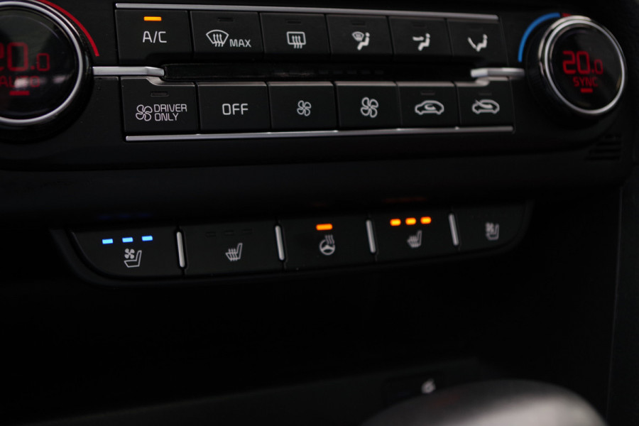 Kia Ceed Sportswagon 1.6 GDI PHEV ExecutiveLine 140 PK, Panoramadak, Leder, Stoelkoeling & Verwarming, Camera