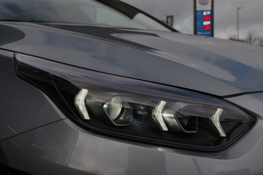 Kia Ceed Sportswagon 1.6 GDI PHEV ExecutiveLine 140 PK, Panoramadak, Leder, Stoelkoeling & Verwarming, Camera