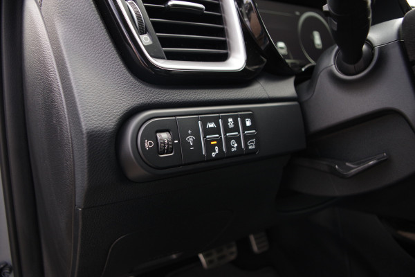 Kia Ceed Sportswagon 1.6 GDI PHEV ExecutiveLine 140 PK, Panoramadak, Leder, Stoelkoeling & Verwarming, Camera