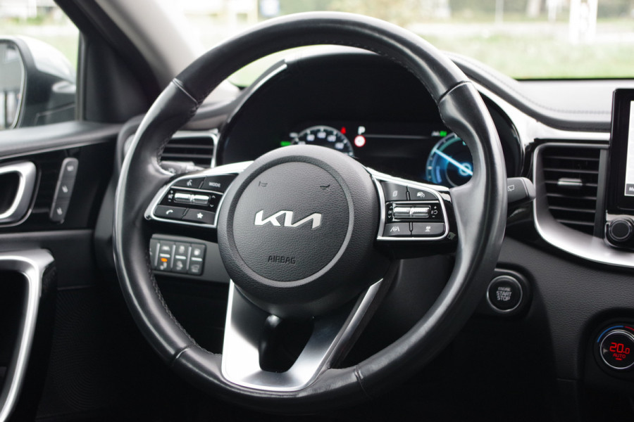 Kia Ceed Sportswagon 1.6 GDI PHEV ExecutiveLine 140 PK, Panoramadak, Leder, Stoelkoeling & Verwarming, Camera