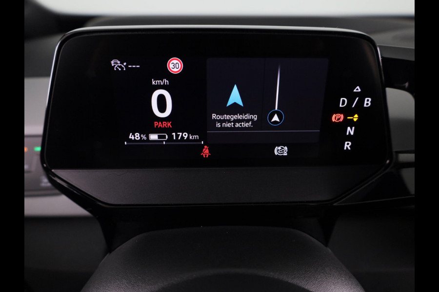 Volkswagen ID.3 First Max 58 kWh 204 PK | Navigatie | Camera | Parkeersensoren | Panoramisch dak | Bestuurderstoel met geheugen |