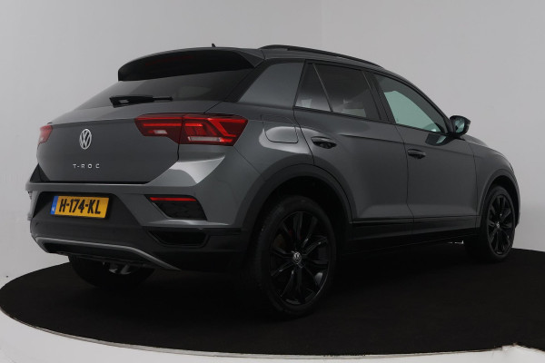 Volkswagen T-Roc 1.5 TSI Sport Business R (PANORAMADAK, DIGITALE COCKPIT, CARPLAY, PDC, GOED ONDERHOUDEN)