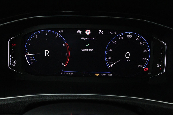 Volkswagen T-Roc 1.5 TSI Sport Business R (PANORAMADAK, DIGITALE COCKPIT, CARPLAY, PDC, GOED ONDERHOUDEN)
