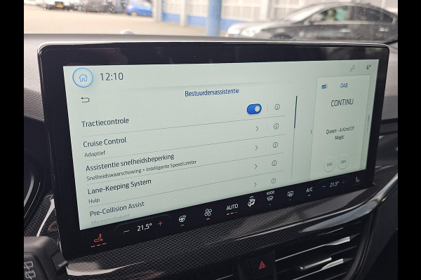 Ford Focus 1.0 EcoBoost Hybrid ST Line Automaat | Adaptive cruise control | Winter Pack | Achteruitrijcamera Ford Focus 1.0 EcoBoost Hybrid ST Line Automaat | Adaptive cruise control | Winter Pack | Achteruitrijcamera