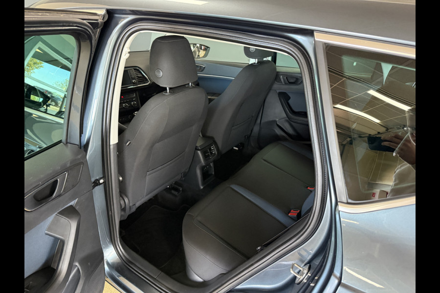 Seat Ateca 1.0 EcoTSI Style Business Intense | Navi | Cruise Seat Ateca 1.0 EcoTSI Style Business Intense | Navi | Cruise