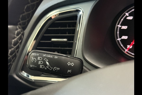 Seat Ateca 1.0 EcoTSI Style Business Intense | Navi | Cruise Seat Ateca 1.0 EcoTSI Style Business Intense | Navi | Cruise