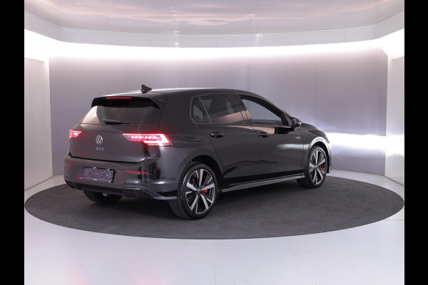 Volkswagen Golf 1.5 eHybrid GTE 272PK PHEV | Verlengde garantie  | Navigatie | Panorama dak | Black Style | 18" Lm velgen | Multimedia pakket plus | Volkswagen Golf 1.5 eHybrid GTE 272PK PHEV | Verlengde garantie  | Navigatie | Panorama dak | Black Style | 18" Lm velgen | Multimedia pakket plus |