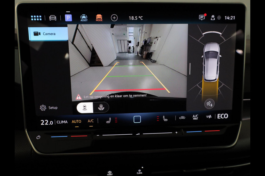 Volkswagen Golf 1.5 eHybrid GTE 272PK PHEV | Verlengde garantie  | Navigatie | Panorama dak | Black Style | 18" Lm velgen | Multimedia pakket plus | Volkswagen Golf 1.5 eHybrid GTE 272PK PHEV | Verlengde garantie  | Navigatie | Panorama dak | Black Style | 18" Lm velgen | Multimedia pakket plus |