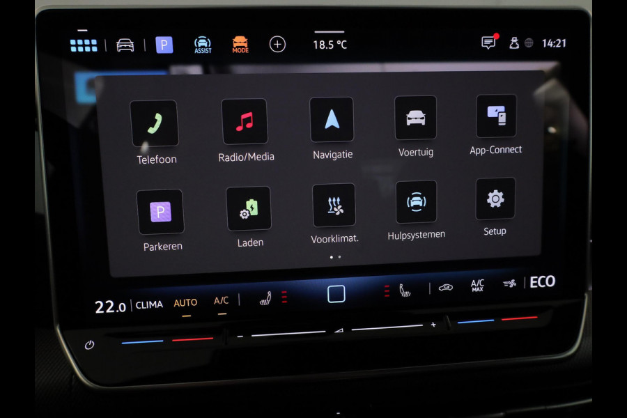 Volkswagen Golf 1.5 eHybrid GTE 272PK PHEV | Verlengde garantie  | Navigatie | Panorama dak | Black Style | 18" Lm velgen | Multimedia pakket plus | Volkswagen Golf 1.5 eHybrid GTE 272PK PHEV | Verlengde garantie  | Navigatie | Panorama dak | Black Style | 18" Lm velgen | Multimedia pakket plus |