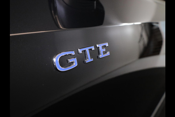 Volkswagen Golf 1.5 eHybrid GTE 272PK PHEV | Verlengde garantie  | Navigatie | Panorama dak | Black Style | 18" Lm velgen | Multimedia pakket plus | Volkswagen Golf 1.5 eHybrid GTE 272PK PHEV | Verlengde garantie  | Navigatie | Panorama dak | Black Style | 18" Lm velgen | Multimedia pakket plus |