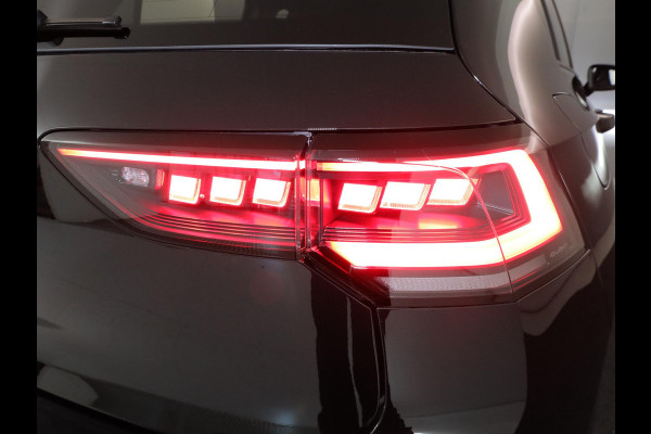 Volkswagen Golf 1.5 eHybrid GTE 272PK PHEV | Verlengde garantie  | Navigatie | Panorama dak | Black Style | 18" Lm velgen | Multimedia pakket plus | Volkswagen Golf 1.5 eHybrid GTE 272PK PHEV | Verlengde garantie  | Navigatie | Panorama dak | Black Style | 18" Lm velgen | Multimedia pakket plus |