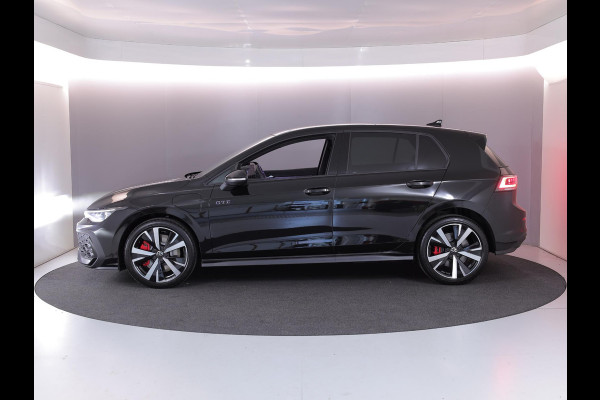 Volkswagen Golf 1.5 eHybrid GTE 272PK PHEV | Verlengde garantie  | Navigatie | Panorama dak | Black Style | 18" Lm velgen | Multimedia pakket plus | Volkswagen Golf 1.5 eHybrid GTE 272PK PHEV | Verlengde garantie  | Navigatie | Panorama dak | Black Style | 18" Lm velgen | Multimedia pakket plus |