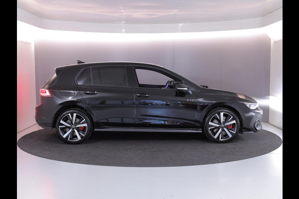 Volkswagen Golf 1.5 eHybrid GTE 272PK PHEV | Verlengde garantie  | Navigatie | Panorama dak | Black Style | 18" Lm velgen | Multimedia pakket plus | Volkswagen Golf 1.5 eHybrid GTE 272PK PHEV | Verlengde garantie  | Navigatie | Panorama dak | Black Style | 18" Lm velgen | Multimedia pakket plus |