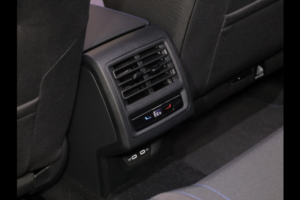 Volkswagen Golf 1.5 eHybrid GTE 272PK PHEV | Verlengde garantie  | Navigatie | Panorama dak | Black Style | 18" Lm velgen | Multimedia pakket plus | Volkswagen Golf 1.5 eHybrid GTE 272PK PHEV | Verlengde garantie  | Navigatie | Panorama dak | Black Style | 18" Lm velgen | Multimedia pakket plus |