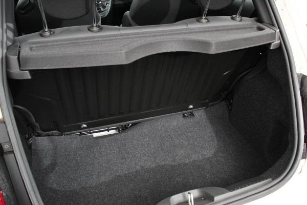 Fiat 500 1.0 Hybrid Sport Connect | Navigatie | Apple Carplay/Android Auto | Airco | Dab | Sportstoelen | Cruise Control | Lichtmetalen Velgen |