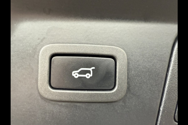 Land Rover Range Rover Velar 2.0 P300 Turbo AWD R-Dynamic HSE ** Panodak ** KAHN velgen Land Rover Range Rover Velar 2.0 P300 Turbo AWD R-Dynamic HSE ** Panodak ** KAHN velgen