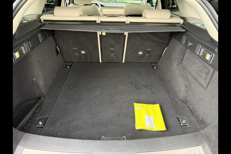 Land Rover Range Rover Velar 2.0 P300 Turbo AWD R-Dynamic HSE ** Panodak ** KAHN velgen Land Rover Range Rover Velar 2.0 P300 Turbo AWD R-Dynamic HSE ** Panodak ** KAHN velgen