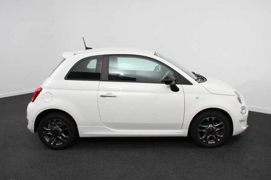Fiat 500 1.0 Hybrid Sport Connect | Navigatie | Apple Carplay/Android Auto | Airco | Dab | Sportstoelen | Cruise Control | Lichtmetalen Velgen |