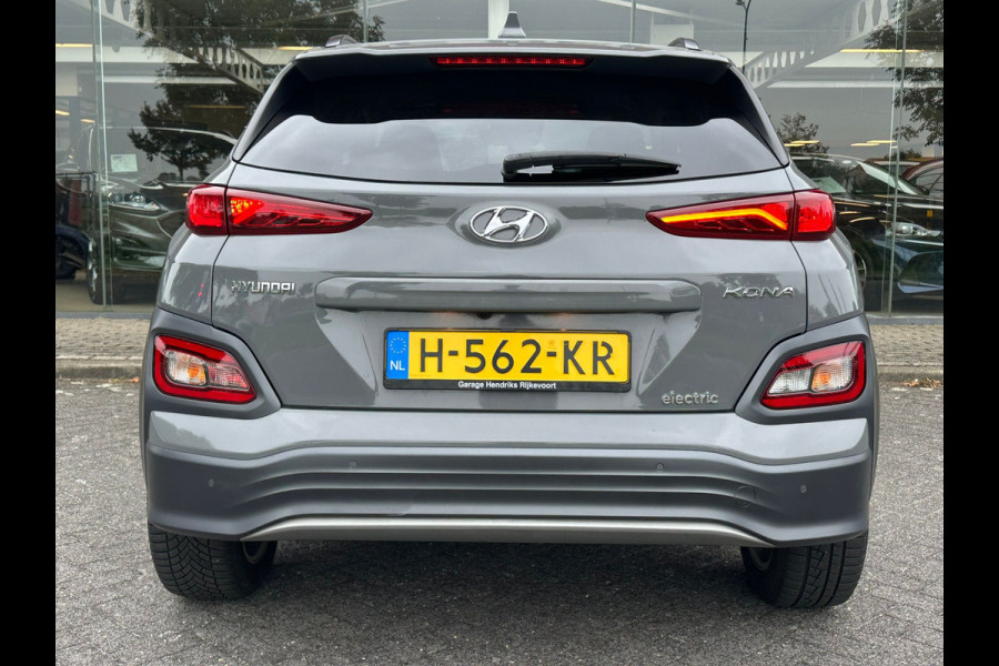 Hyundai Kona EV Fashion 64 kWh | 3e Fase | SOH 98% | Warmte pomp | Climate Control | Navi || occasion
