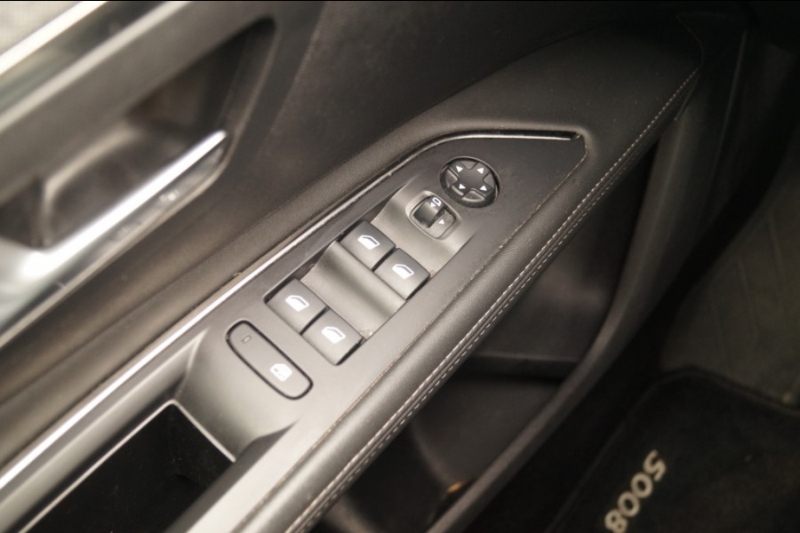 Peugeot 5008 1.2 PureTech 130pk Premium 7-persoons -NAVI-ECC-CAM-