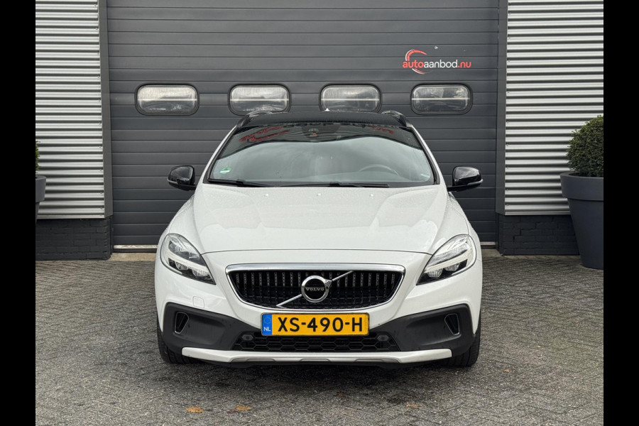 Volvo V40 Cross Country 1.5 T3 Polar+ Luxury | Camera | DAB | Navigatie | Stoelverwarming | Lichtmetalen Velgen |