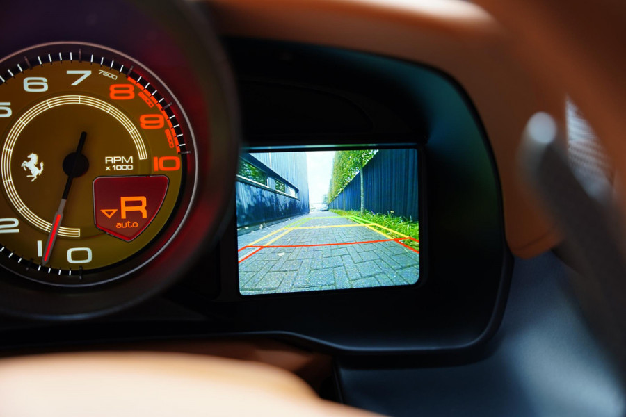 Ferrari F8 Tributo 3.9 V8 HELE VERKOCHT Ferrari F8 Tributo 3.9 V8 HELE VERKOCHT