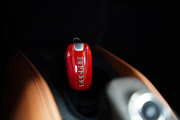 Ferrari F8 Tributo 3.9 V8 HELE VERKOCHT Ferrari F8 Tributo 3.9 V8 HELE VERKOCHT