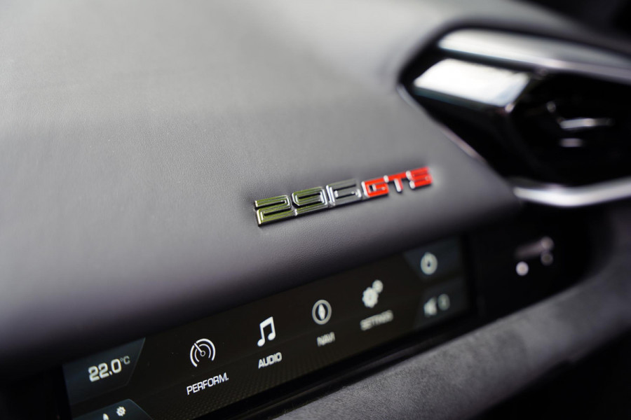 Ferrari 296 GTS 3.0 V6 F 1 Atelier Car Lifting Ferrari 296 GTS 3.0 V6 F 1 Atelier Car Lifting