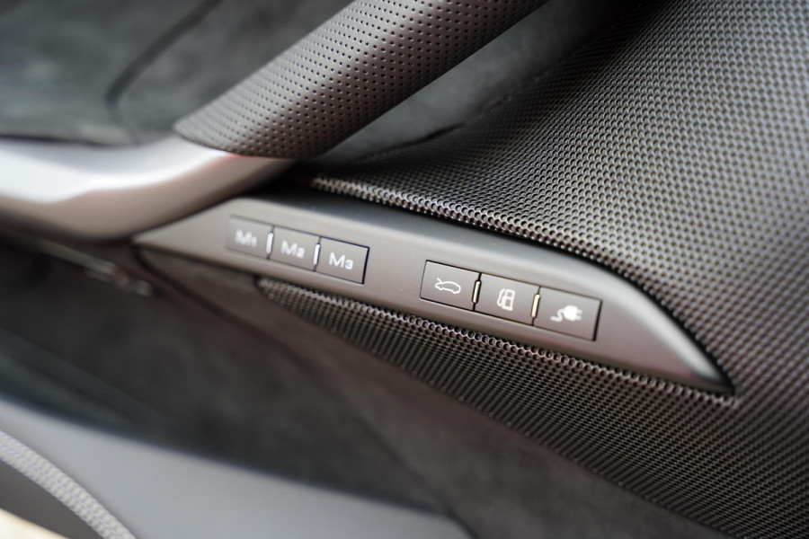 Ferrari 296 GTS 3.0 V6 F 1 Atelier Car Lifting Ferrari 296 GTS 3.0 V6 F 1 Atelier Car Lifting