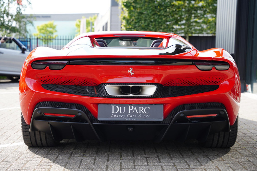 Ferrari 296 GTS 3.0 V6 F 1 Atelier Car Lifting Ferrari 296 GTS 3.0 V6 F 1 Atelier Car Lifting