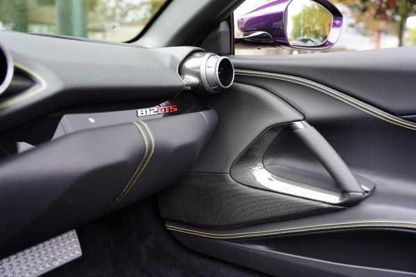 Ferrari 812 GTS 6.5 V12 HELE Viola Hong Kong Carbon Lifting