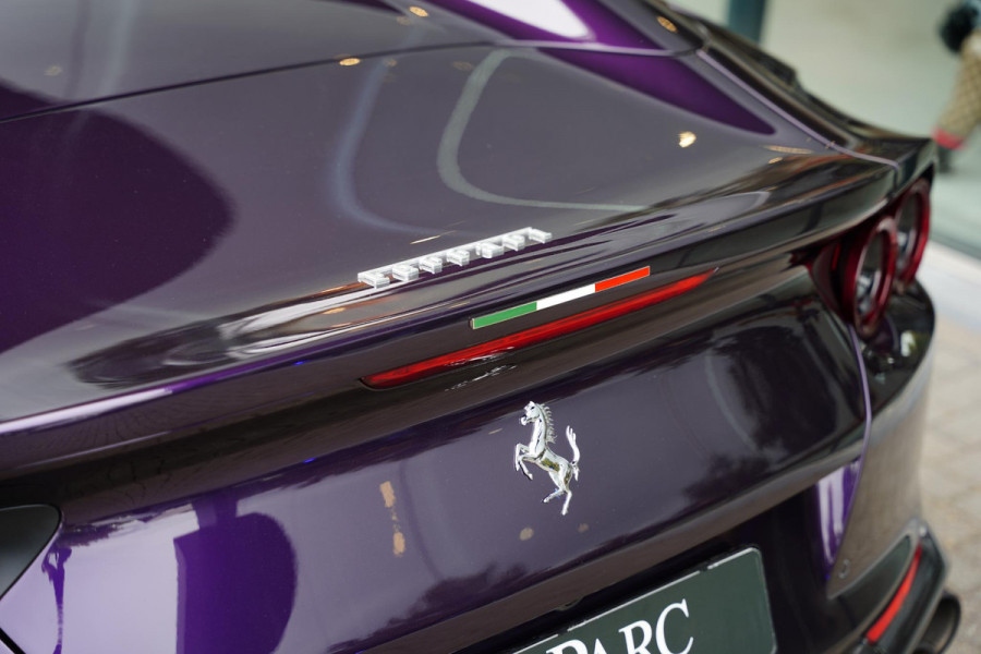 Ferrari 812 GTS 6.5 V12 HELE Viola Hong Kong Carbon Lifting