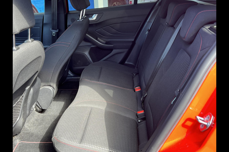 Ford FOCUS Wagon 1.0 EcoBoost Hybrid ST Line X 155pk |  ZUID | Winterpakket | Panorama dak | Adaptieve cruise