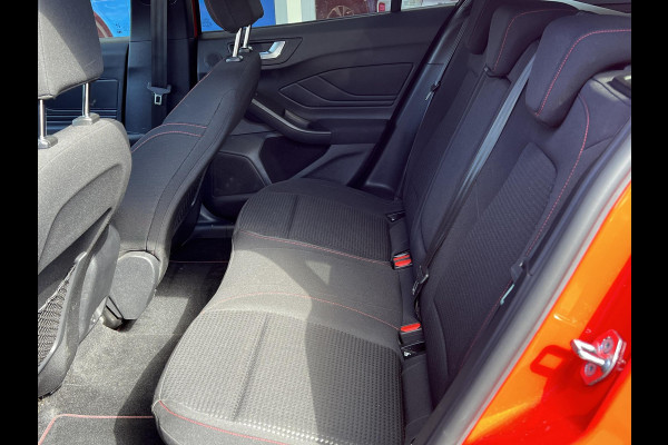 Ford FOCUS Wagon 1.0 EcoBoost Hybrid ST Line X 155pk |  ZUID | Winterpakket | Panorama dak | Adaptieve cruise