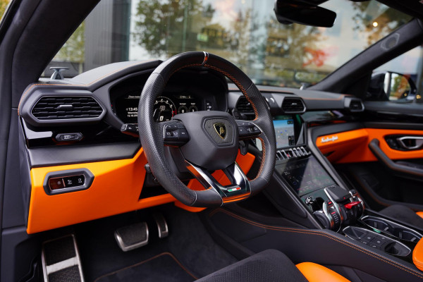 Lamborghini Urus 4.0 V8 Graphite Capsule NL-Auto Stealth X-PEL Lamborghini Urus 4.0 V8 Graphite Capsule NL-Auto Stealth X-PEL