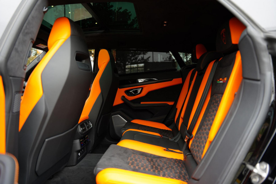 Lamborghini Urus 4.0 V8 Graphite Capsule NL-Auto Stealth X-PEL Lamborghini Urus 4.0 V8 Graphite Capsule NL-Auto Stealth X-PEL