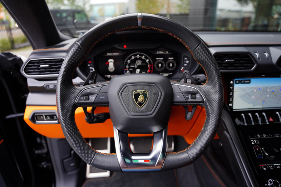 Lamborghini Urus 4.0 V8 Graphite Capsule NL-Auto Stealth X-PEL Lamborghini Urus 4.0 V8 Graphite Capsule NL-Auto Stealth X-PEL