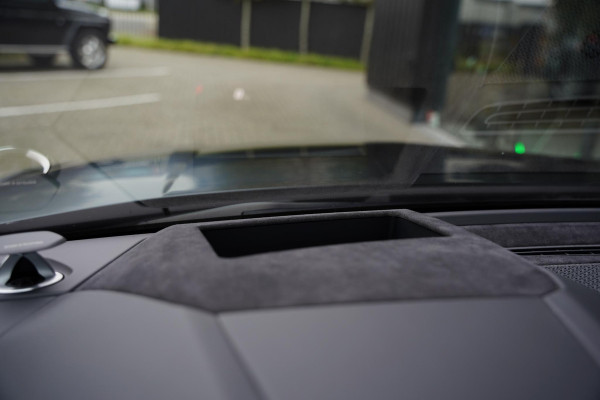 Lamborghini Urus 4.0 V8 Graphite Capsule NL-Auto Stealth X-PEL Lamborghini Urus 4.0 V8 Graphite Capsule NL-Auto Stealth X-PEL