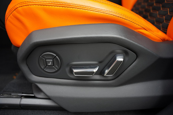 Lamborghini Urus 4.0 V8 Graphite Capsule NL-Auto Stealth X-PEL Lamborghini Urus 4.0 V8 Graphite Capsule NL-Auto Stealth X-PEL