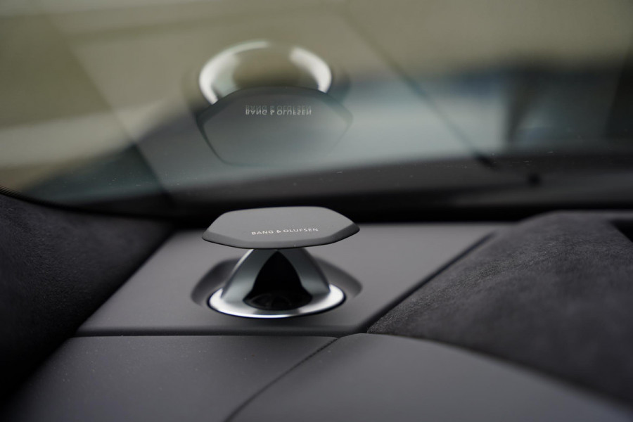 Lamborghini Urus 4.0 V8 Graphite Capsule NL-Auto Stealth X-PEL Lamborghini Urus 4.0 V8 Graphite Capsule NL-Auto Stealth X-PEL