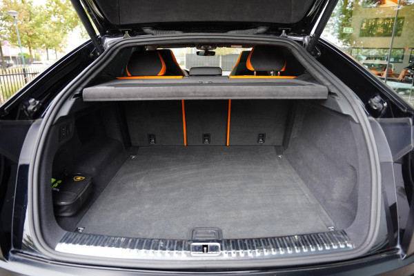 Lamborghini Urus 4.0 V8 Graphite Capsule NL-Auto Stealth X-PEL Lamborghini Urus 4.0 V8 Graphite Capsule NL-Auto Stealth X-PEL