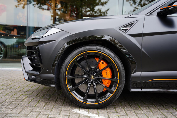Lamborghini Urus 4.0 V8 Graphite Capsule NL-Auto Stealth X-PEL Lamborghini Urus 4.0 V8 Graphite Capsule NL-Auto Stealth X-PEL