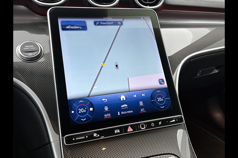 Mercedes-Benz C-Klasse 180 AMG Line Multispaaks lichtmetalen velgen 19 inch. Navigatie | parking support met camera achter | Inclusief 24 maanden MB Certified garantie voor Europa.