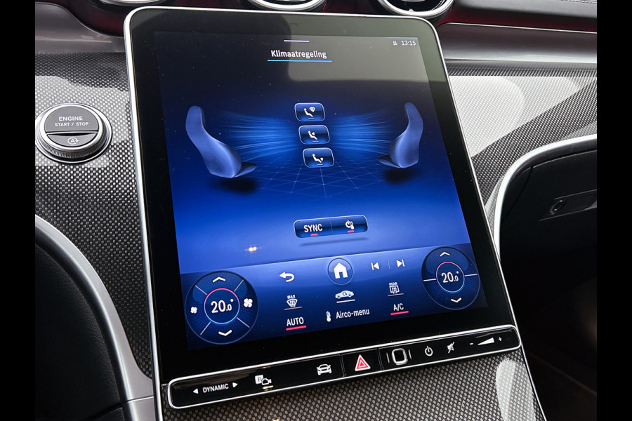 Mercedes-Benz C-Klasse 180 AMG Line Multispaaks lichtmetalen velgen 19 inch. Navigatie | parking support met camera achter | Inclusief 24 maanden MB Certified garantie voor Europa.