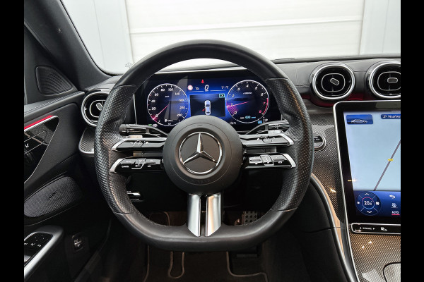 Mercedes-Benz C-Klasse 180 AMG Line Multispaaks lichtmetalen velgen 19 inch. Navigatie | parking support met camera achter | Inclusief 24 maanden MB Certified garantie voor Europa.