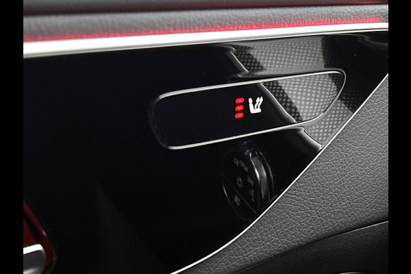 Mercedes-Benz C-Klasse 180 AMG Line Multispaaks lichtmetalen velgen 19 inch. Navigatie | parking support met camera achter | Inclusief 24 maanden MB Certified garantie voor Europa.