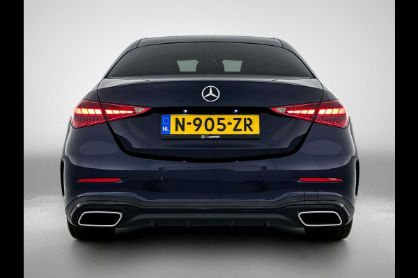 Mercedes-Benz C-Klasse 180 AMG Line Multispaaks lichtmetalen velgen 19 inch. Navigatie | parking support met camera achter | Inclusief 24 maanden MB Certified garantie voor Europa.