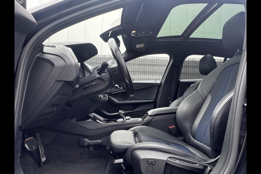BMW 1-serie 118i M SPORT EXECUTIVE EDITION PANORAMADAK CARPLAY DAB+ ORIGINEEL NEDERLANDS LED BMW 1-serie 118i M SPORT EXECUTIVE EDITION PANORAMADAK CARPLAY DAB+ ORIGINEEL NEDERLANDS LED