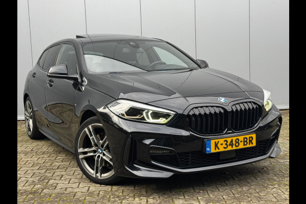 BMW 1-serie 118i M SPORT EXECUTIVE EDITION PANORAMADAK CARPLAY DAB+ ORIGINEEL NEDERLANDS LED BMW 1-serie 118i M SPORT EXECUTIVE EDITION PANORAMADAK CARPLAY DAB+ ORIGINEEL NEDERLANDS LED