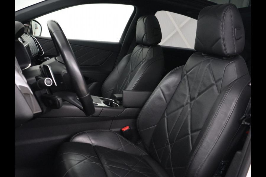 DS 7 Crossback E-Tense Rivoli | Panoramadak | Trekhaak | Leder | Stoelverwarming | Nachtzicht | Adaptive cruise | 360 Camera | Carplay | Sfeerverlichting | Navigatie | Keyless | 19'' | Memory